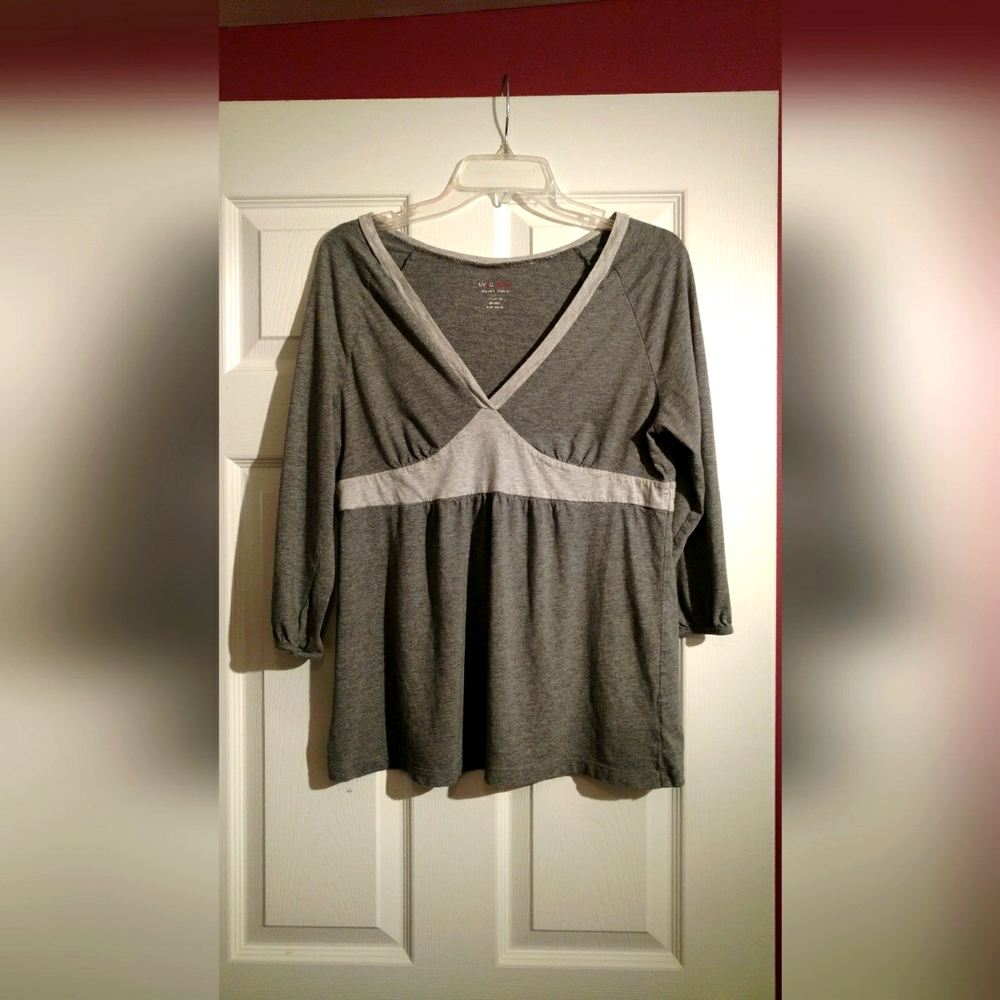 New York and Company Peplum Top
